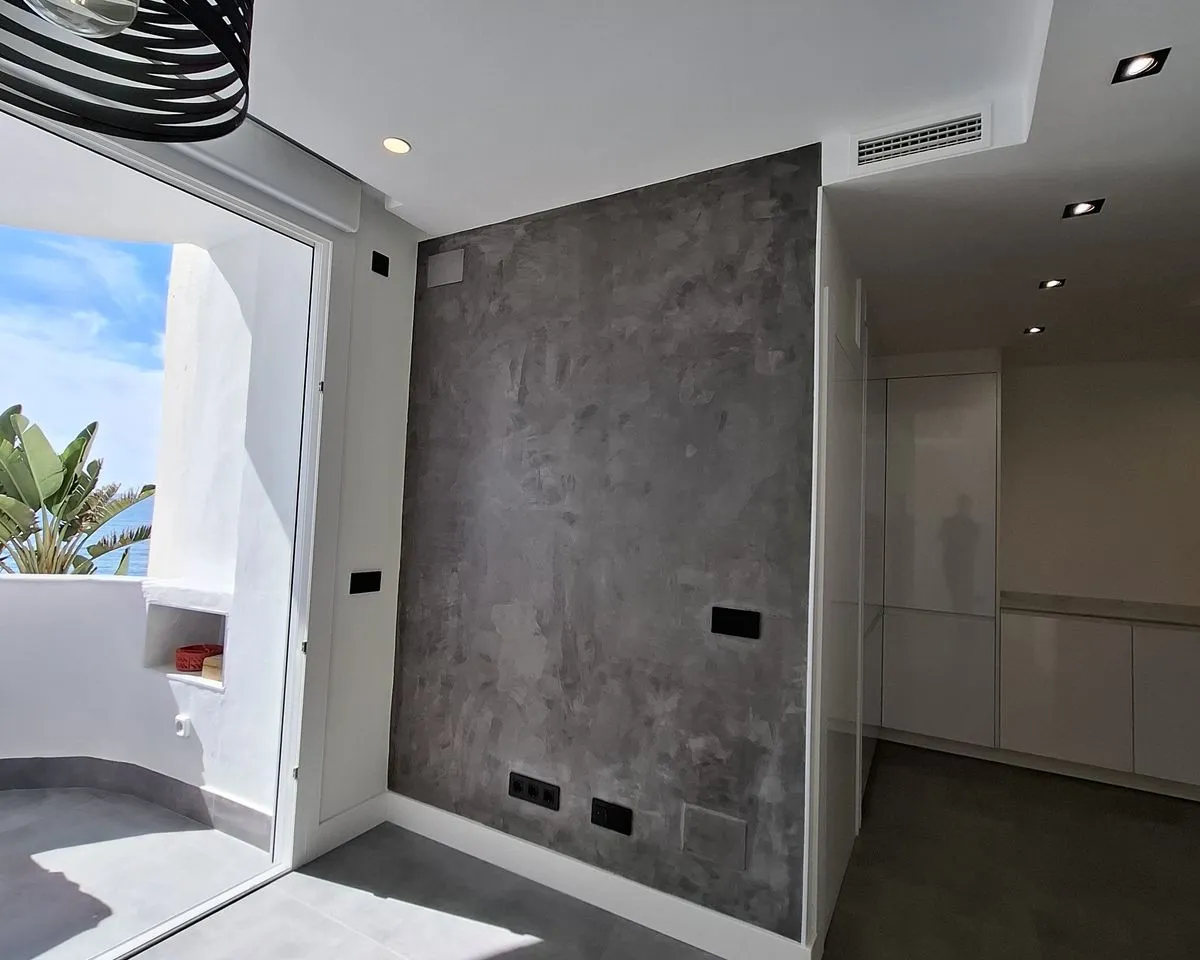 94d4b903-e050-42e4-b2df-b57a09dfc319