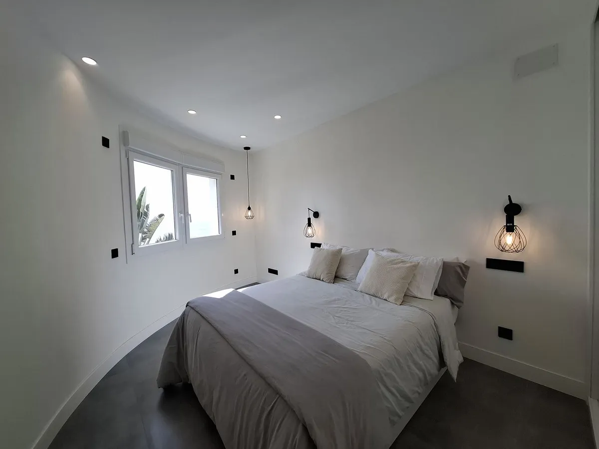 b48c881a-f7df-456b-a6f4-02fecfc9212e