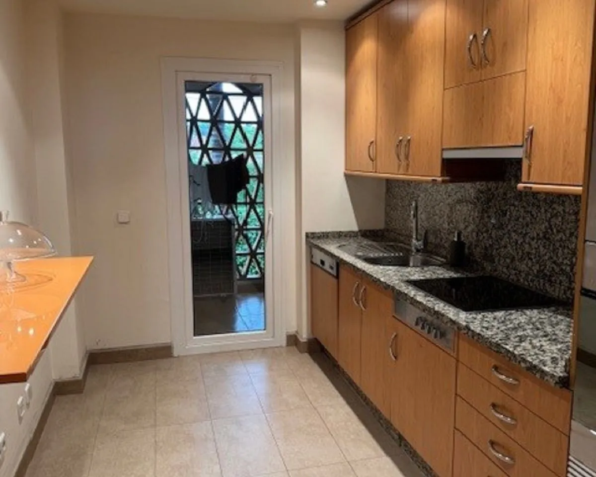 8d0e294a-4636-4ab6-a0af-4e3eb92f3c3c