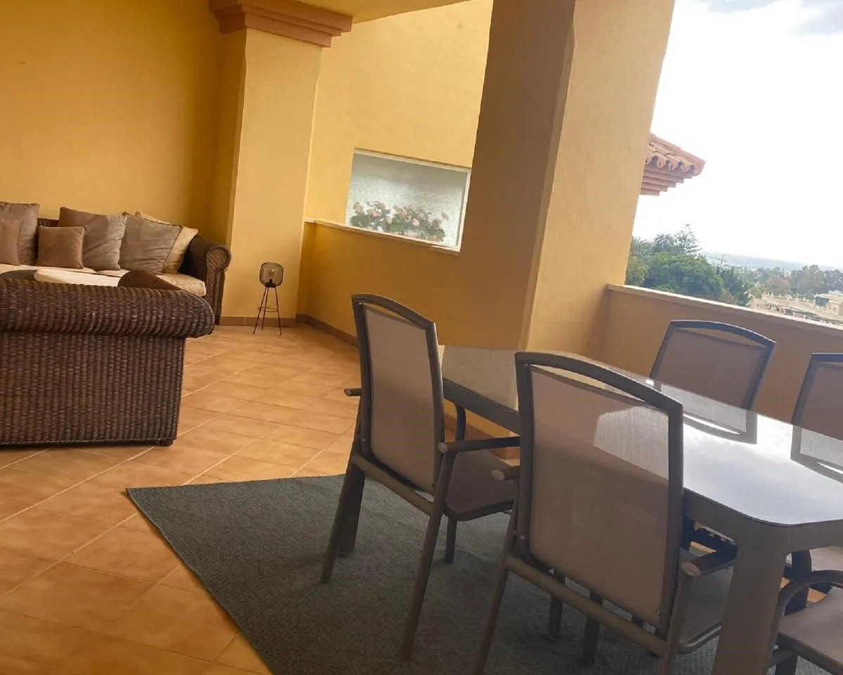 d3ed053f-53e9-42a4-9eb1-d9fdad96a68b