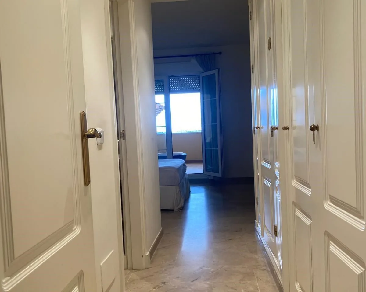 f6bfd23f-3bd2-48ee-b3a7-bd1b7dcbc832