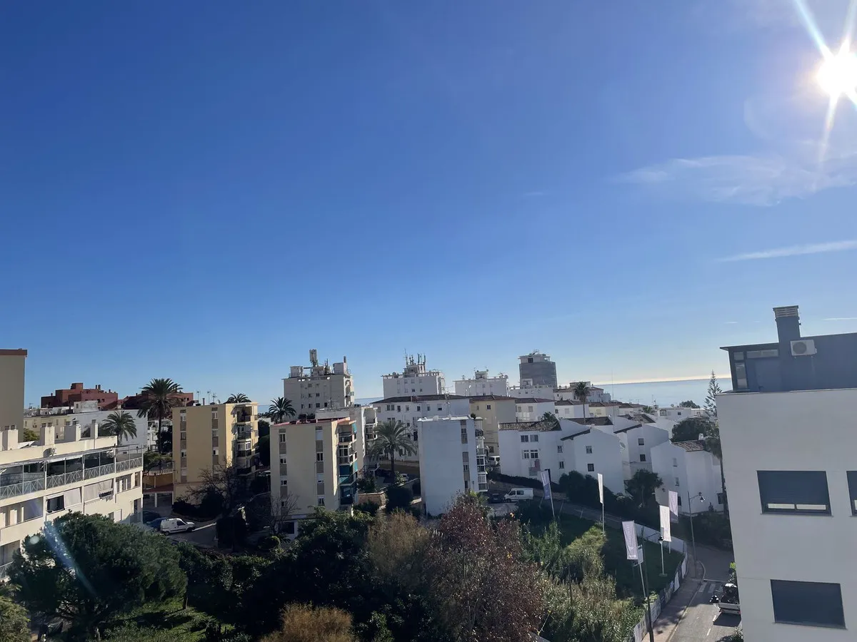 039c7c37-9583-4e2f-97f2-6828eb430d60