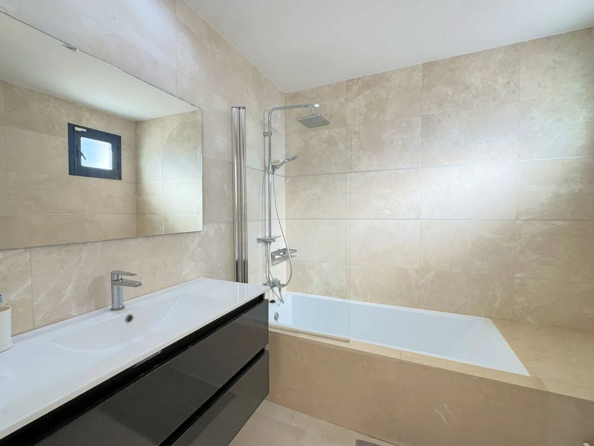 3eb37118-8fe7-4137-aabb-b70d128111bd