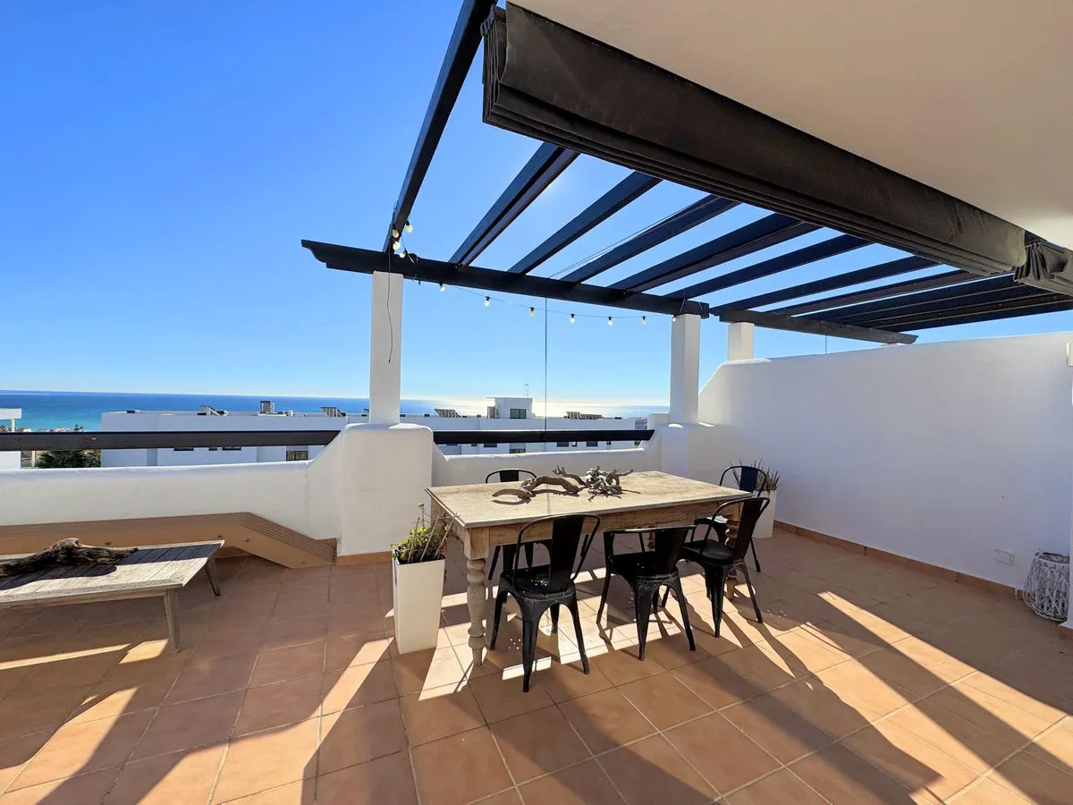 9593825f-8b1e-4e30-8db8-e6afd045775f