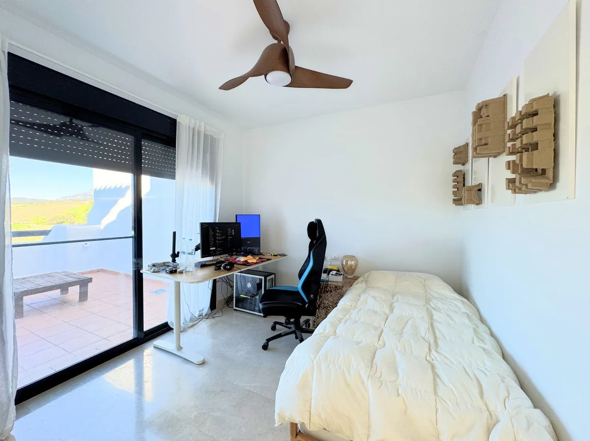 ef93610d-7b34-4e2c-b4d3-6b7e89ca313e