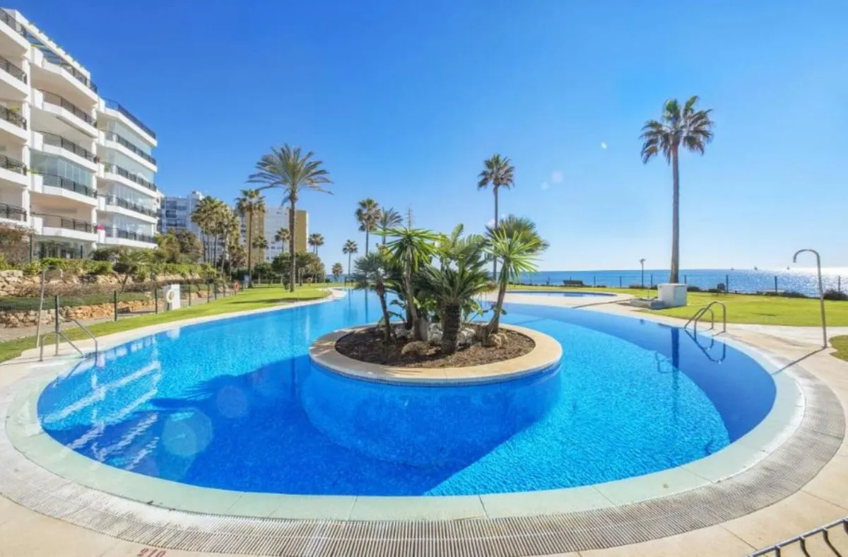 42cf75be-ca81-46cd-8614-87337358b3d5