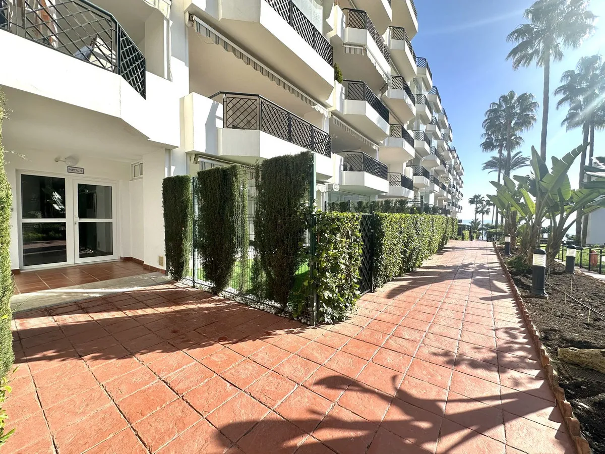 ace2c132-cbf5-4977-907b-33ec4287a1a4