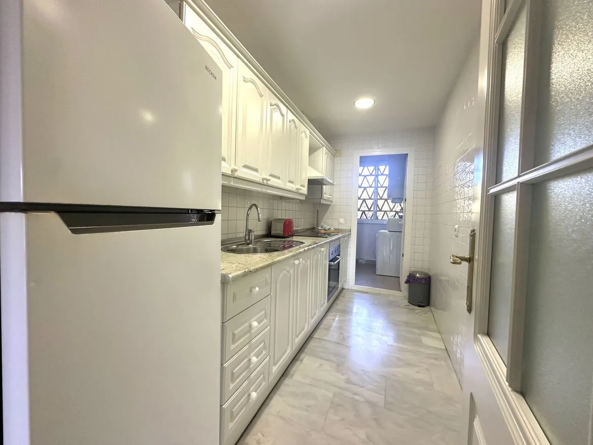 b51ce3b8-44fc-4b99-b4e0-e29e14712e0c