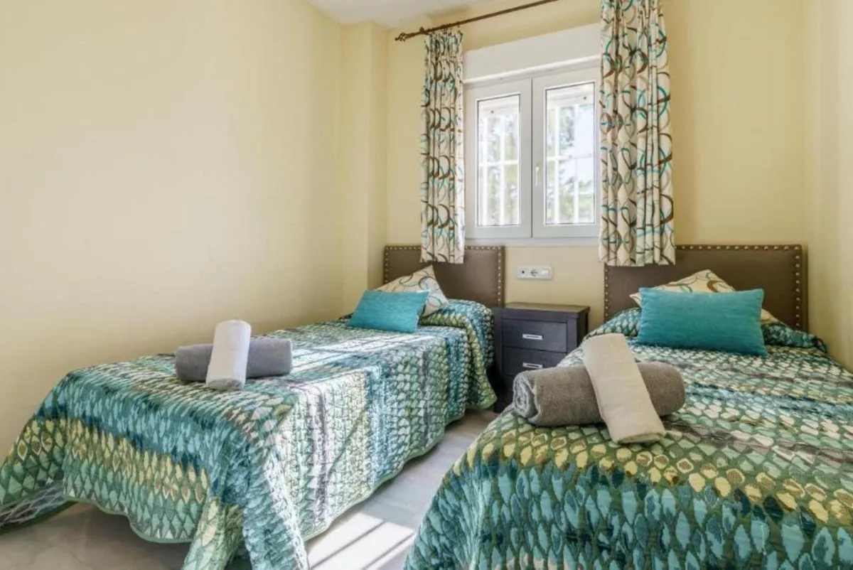 d82469f6-623d-43e5-9899-542c9811fd39