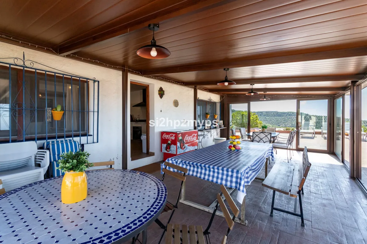 544c0255-9025-41fe-991d-611fe02560fb