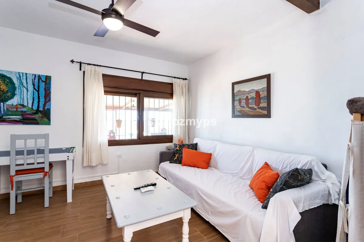 8011ead8-4f7a-4ba8-b8df-45544918de14