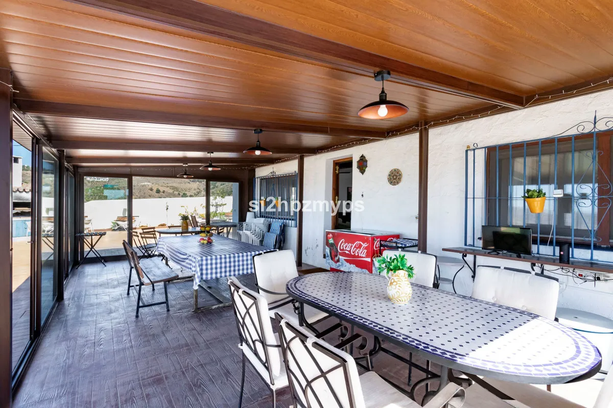 8e2a3ee7-31a4-4ea6-bf90-eb3732081d5b