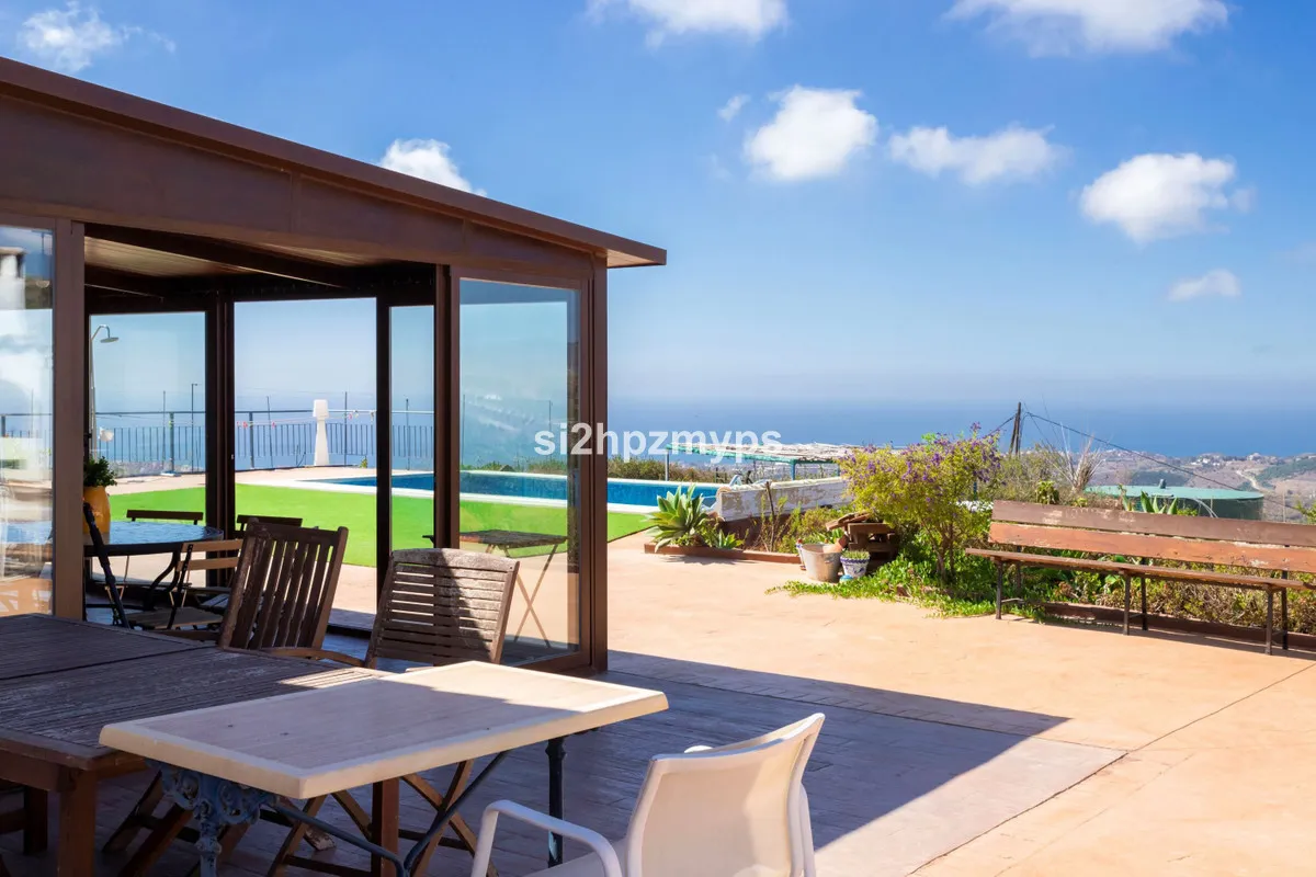 b7d682fd-e54f-4577-a666-40b0d4512faf