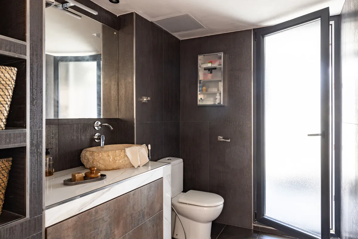 66abeac7-479b-44fa-b8c8-456b53e3d85e