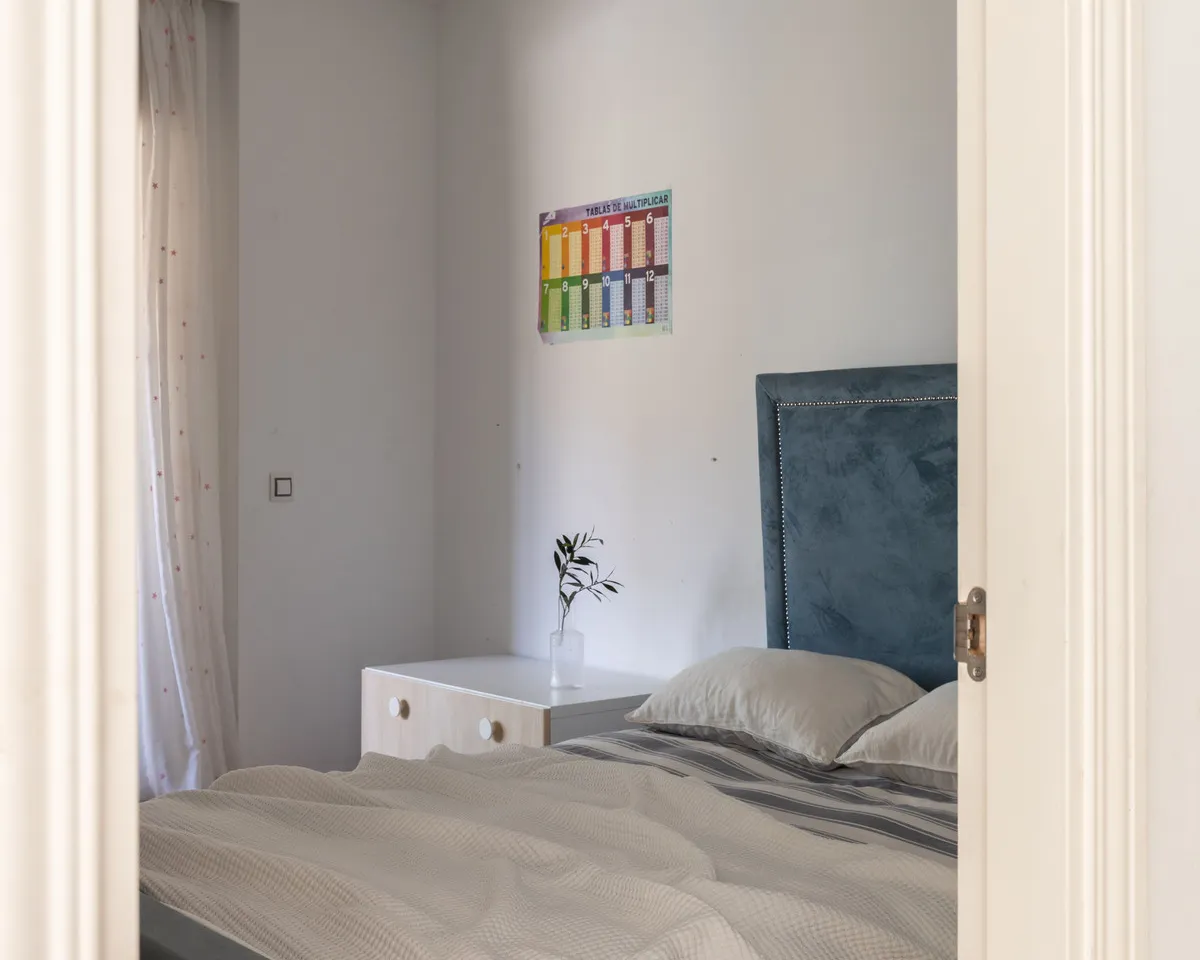 b6685084-d108-4484-9035-fdce4e280f4d