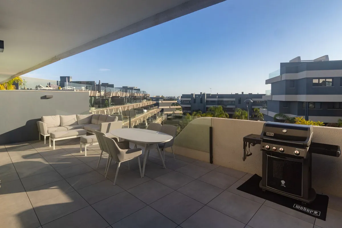 220803f2-2436-433d-bc5b-21e53b05c84c