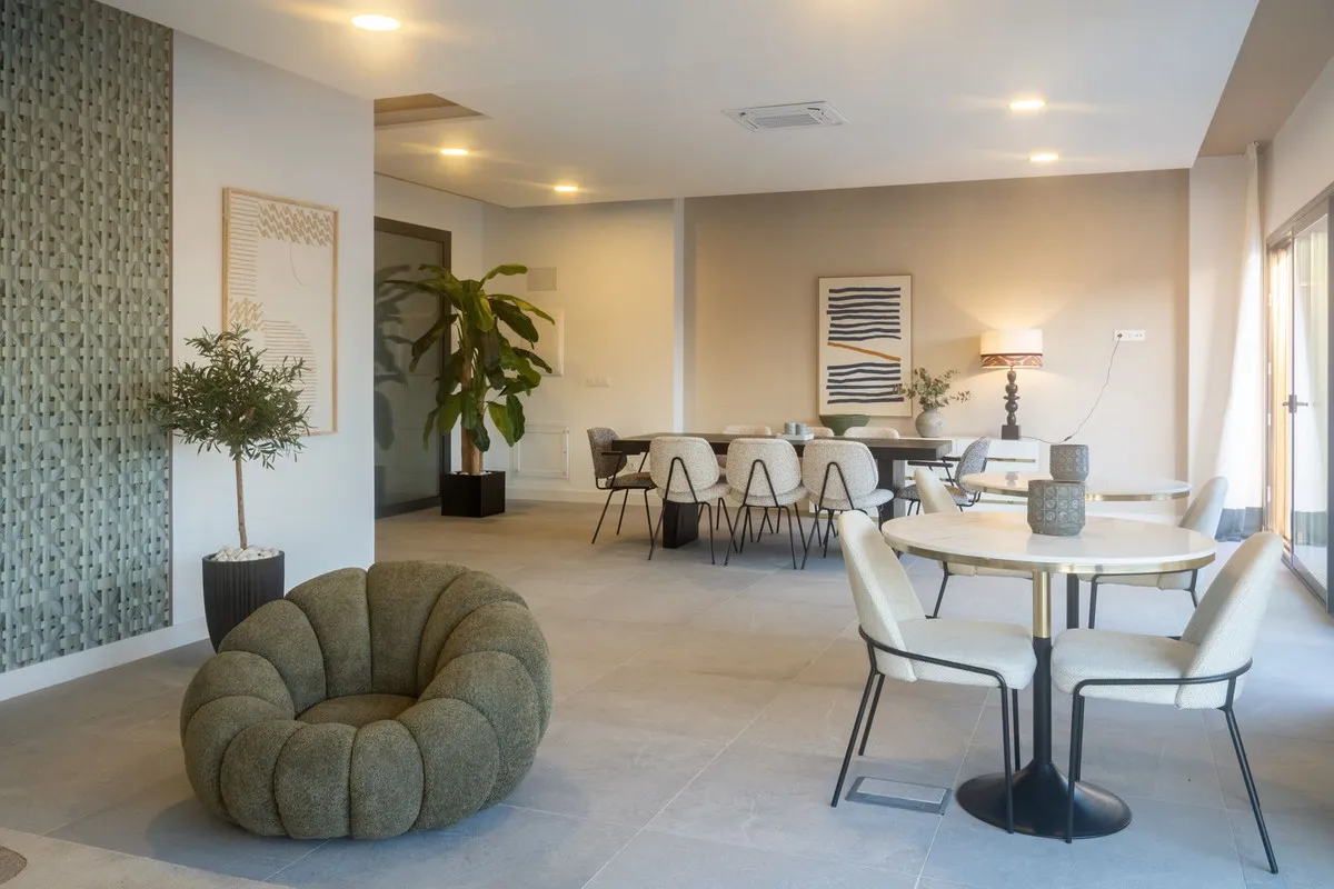 4fc1e002-7fa4-4ff9-9b8b-a7bc084b05ea