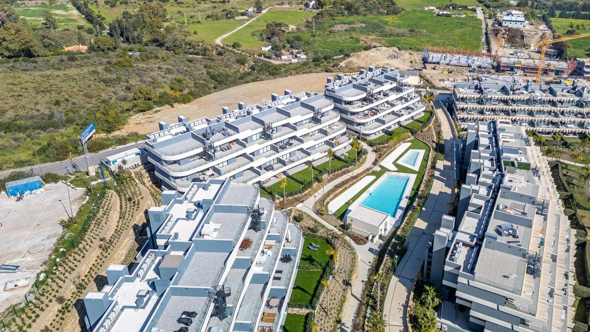 d6bbb472-8256-47b9-89fc-3c77f14aa52d