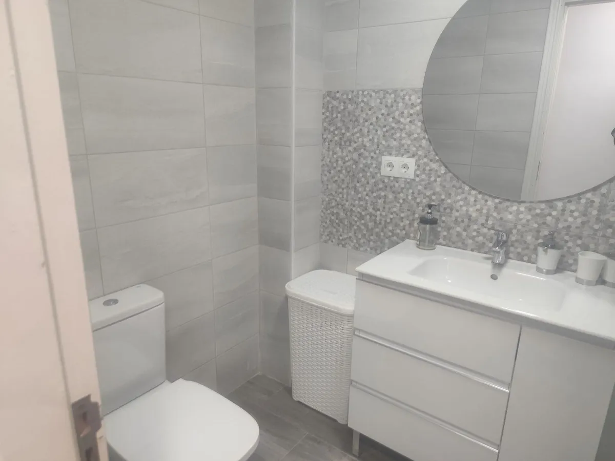 03f37686-62f6-420b-b2dc-0409c4cac7ab