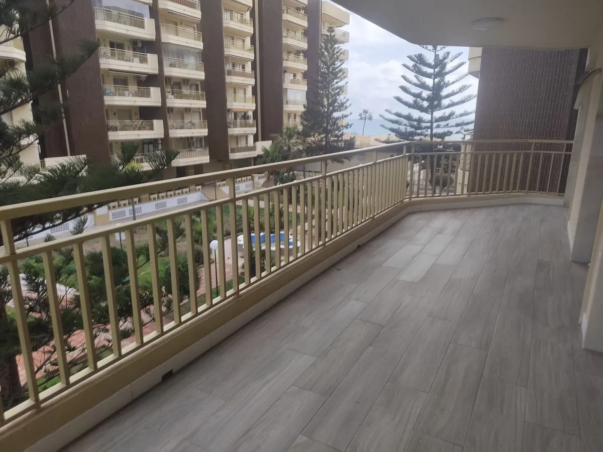 a029106e-1b3e-4103-b4a6-deddc880ef2b