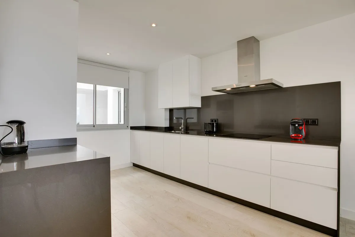 8607c19c-cafe-456e-8ff6-c205a342f44b