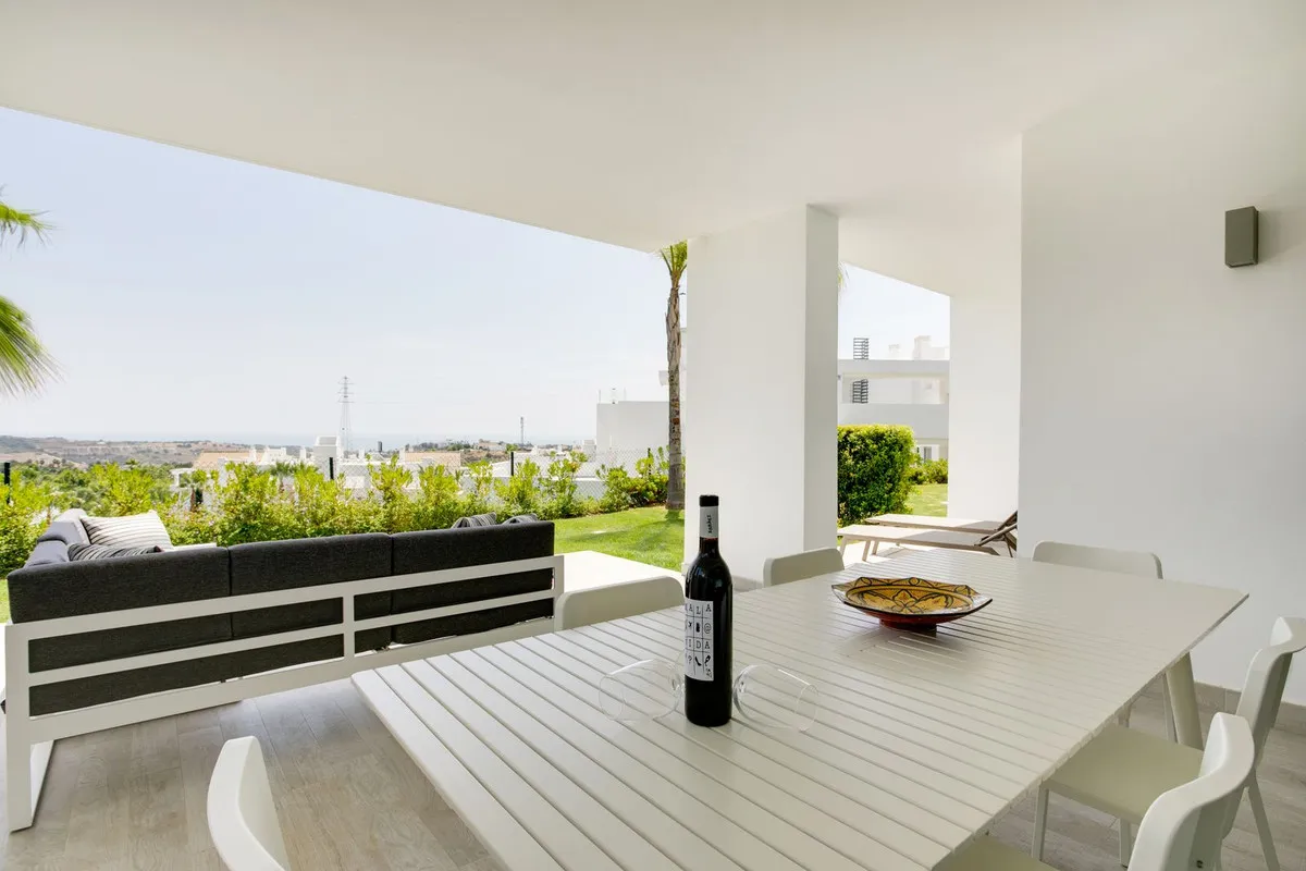 cb7ec9da-9b70-468b-93e0-9608d83db184