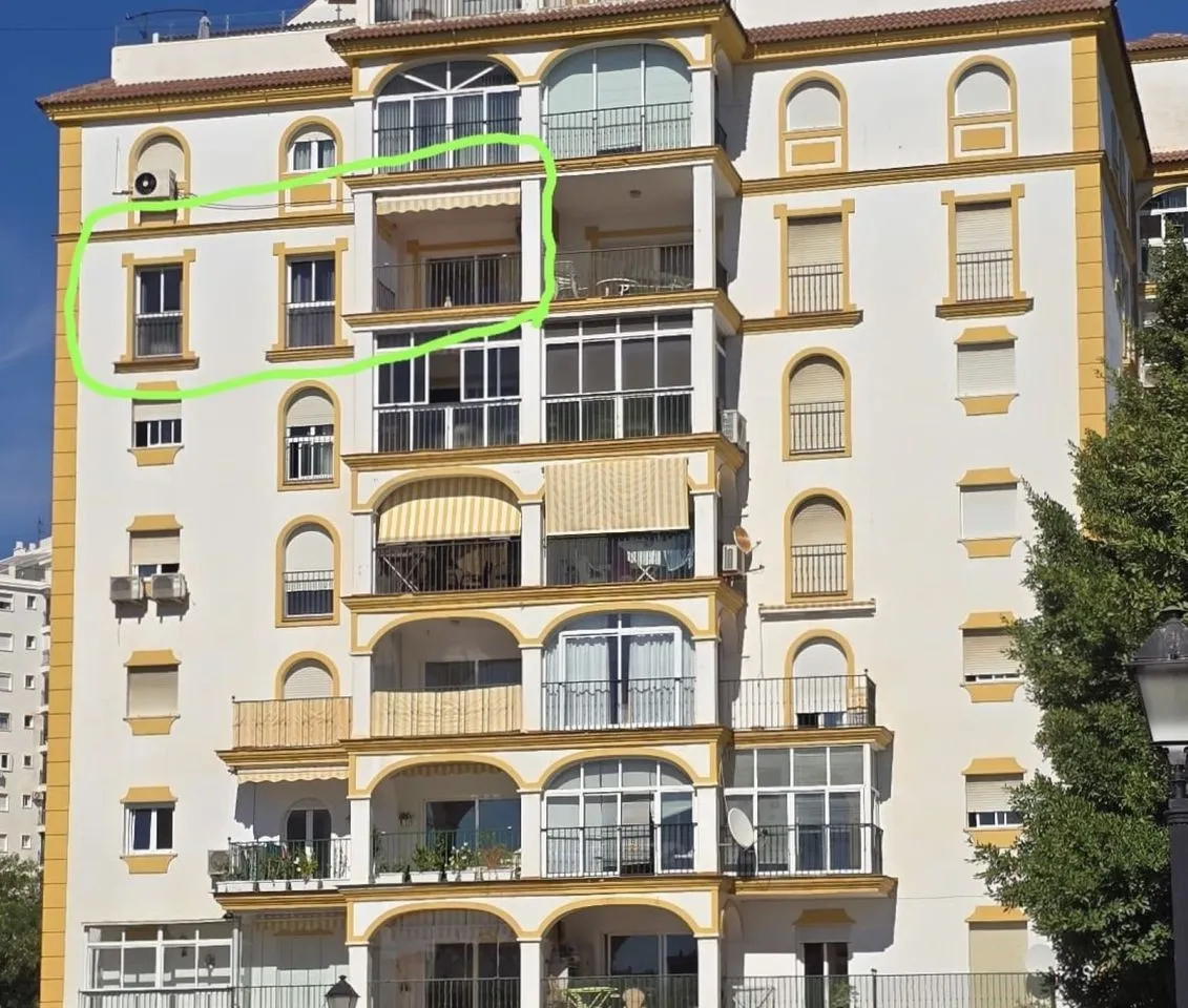 4b15172e-d084-463d-9114-f3343d6e5951