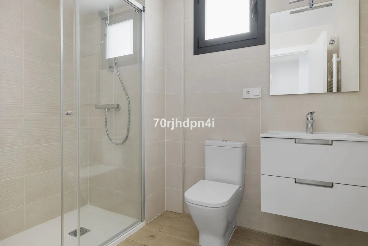 702b121a-a85f-4aa8-bc83-e3dbbd09135e