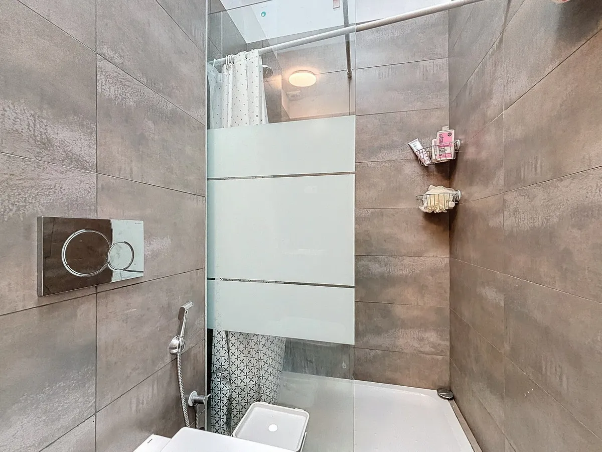 2562a37b-8622-4a58-b800-ec3318a9e21b