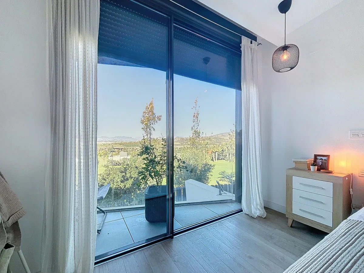 3a7d4756-152f-42f7-849b-050c8be24739