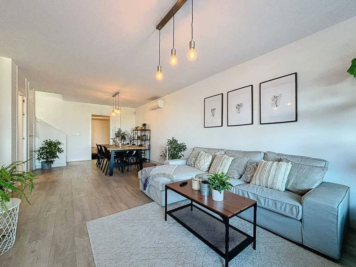 5af518bb-15b7-4b4f-a59f-4aa6e1c937e7