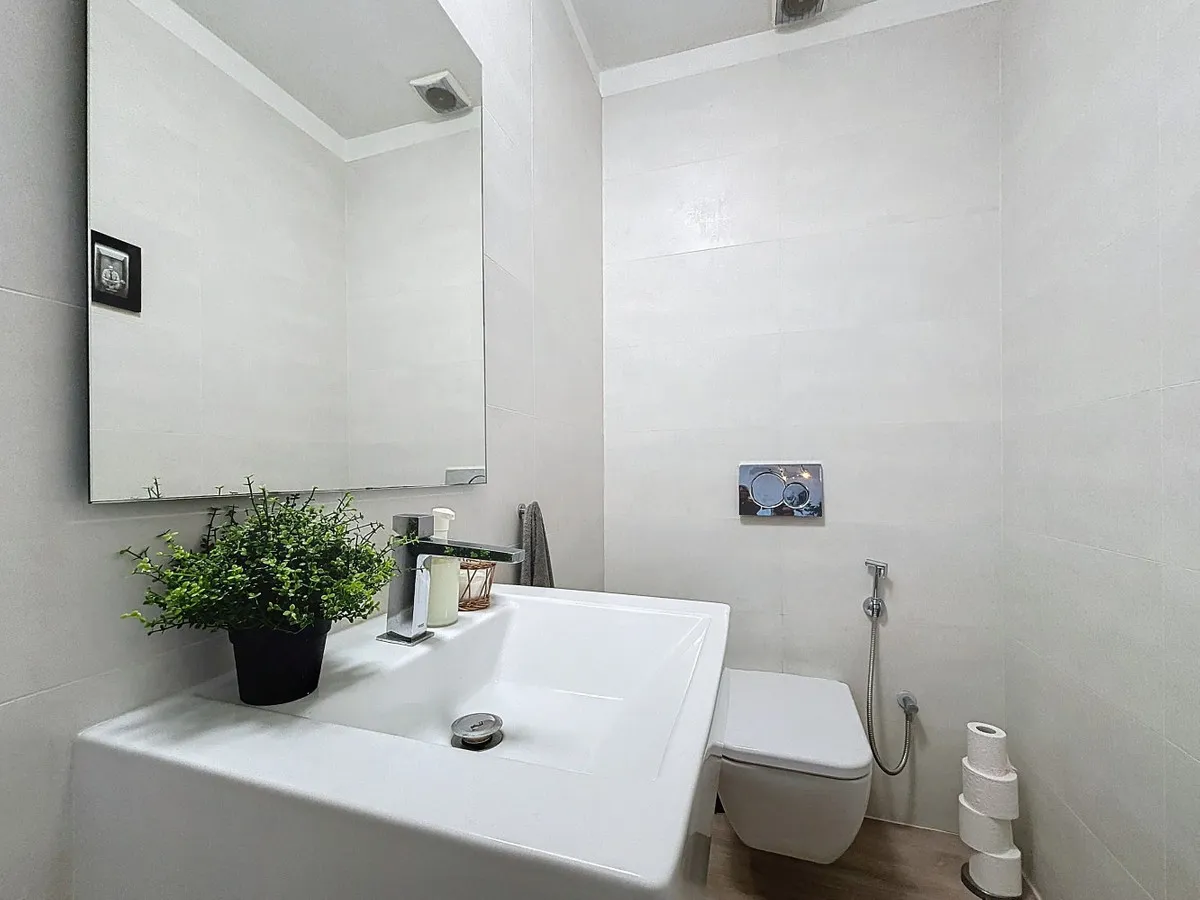 866f572c-5acd-4d18-a754-575ad464e93f