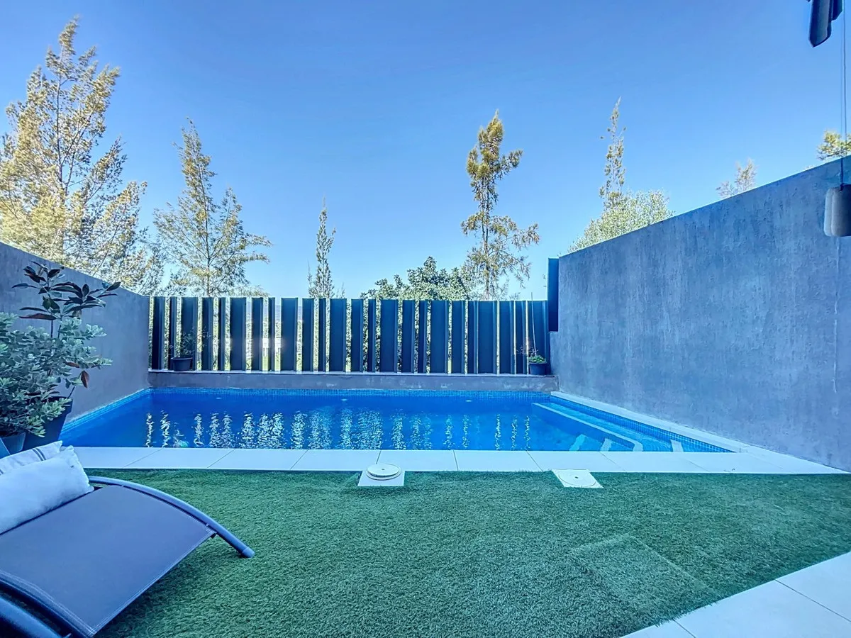 8ee10c34-7883-40b5-bba6-b2e700421cc9