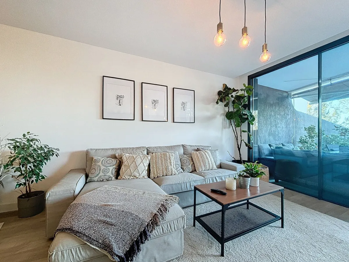 edf8990f-b7ba-4f47-ad3f-932f2967315a