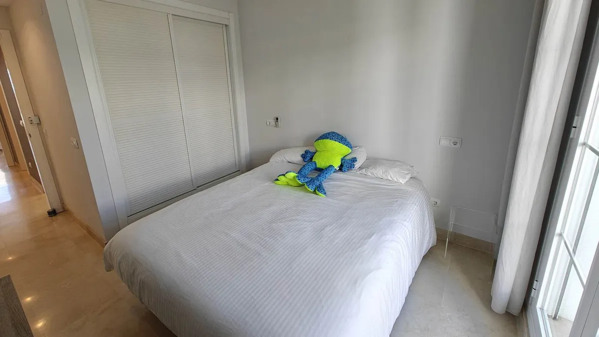 03b14d9f-dfd3-4164-8839-03af7a2fee79