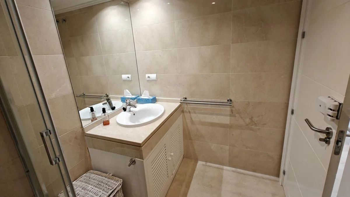 8a058e8b-c100-42db-a667-a1a090a9c2a7