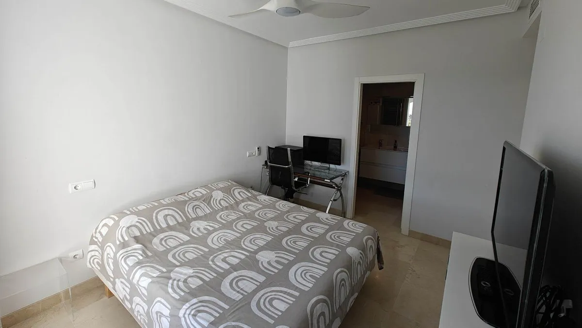 96247976-ae39-48b5-bbf0-8cf58bde002e