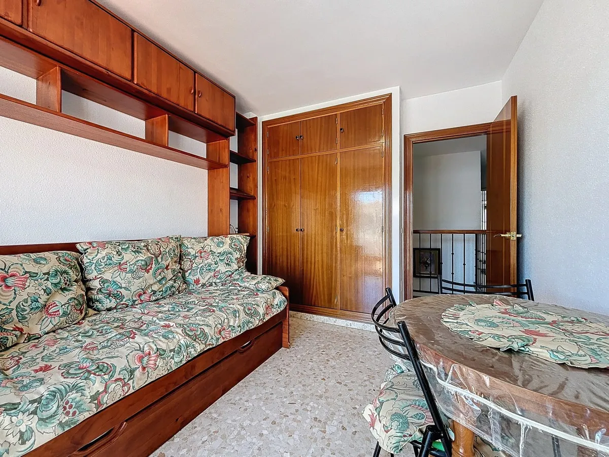 a26fdda4-0fae-4dc2-bef9-5a04973840f4