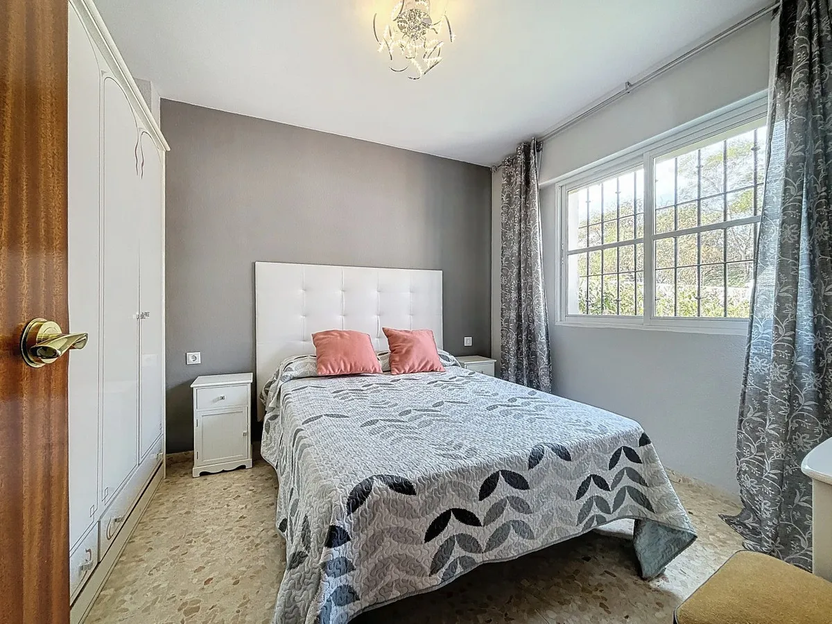 a6d7028c-ff67-4763-815a-e91140fc9d9a