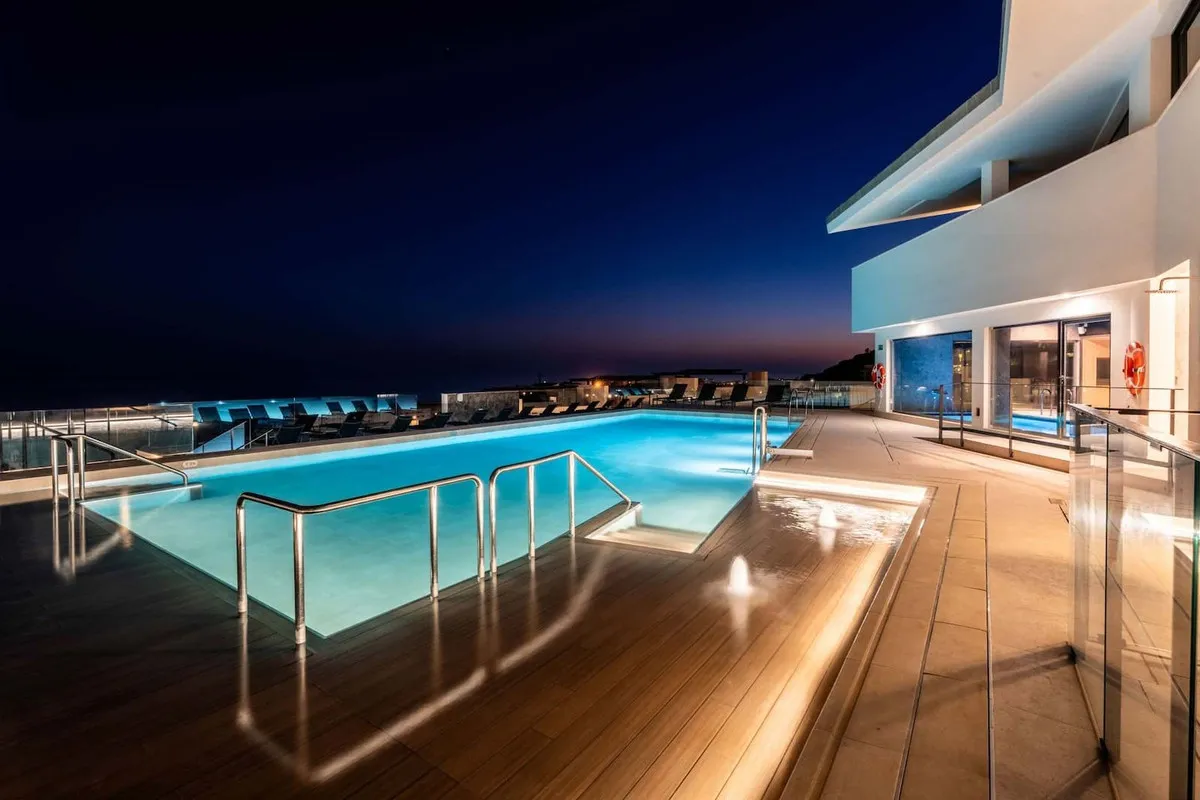 6718fc3a-c269-440f-af20-7e4419bf849f