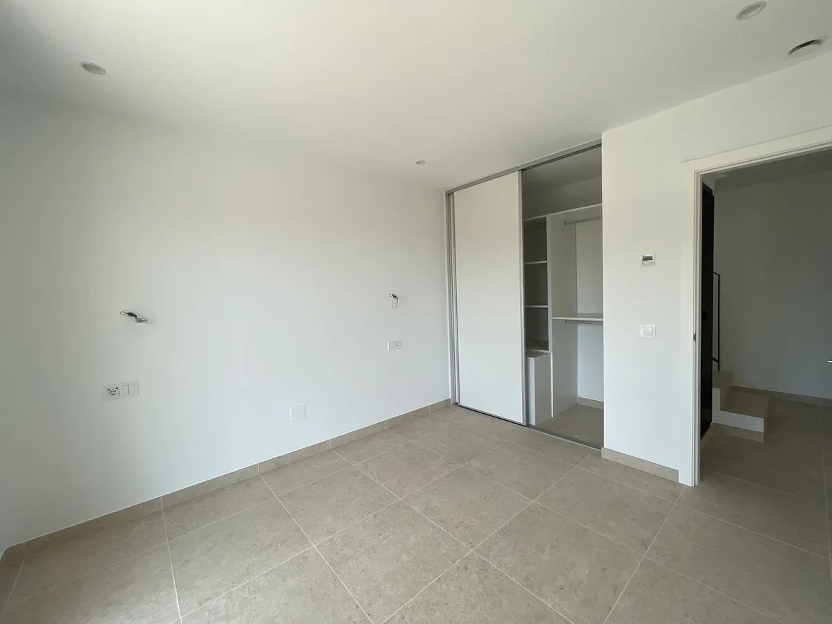 c2486128-2514-486c-8159-6663da5735a7