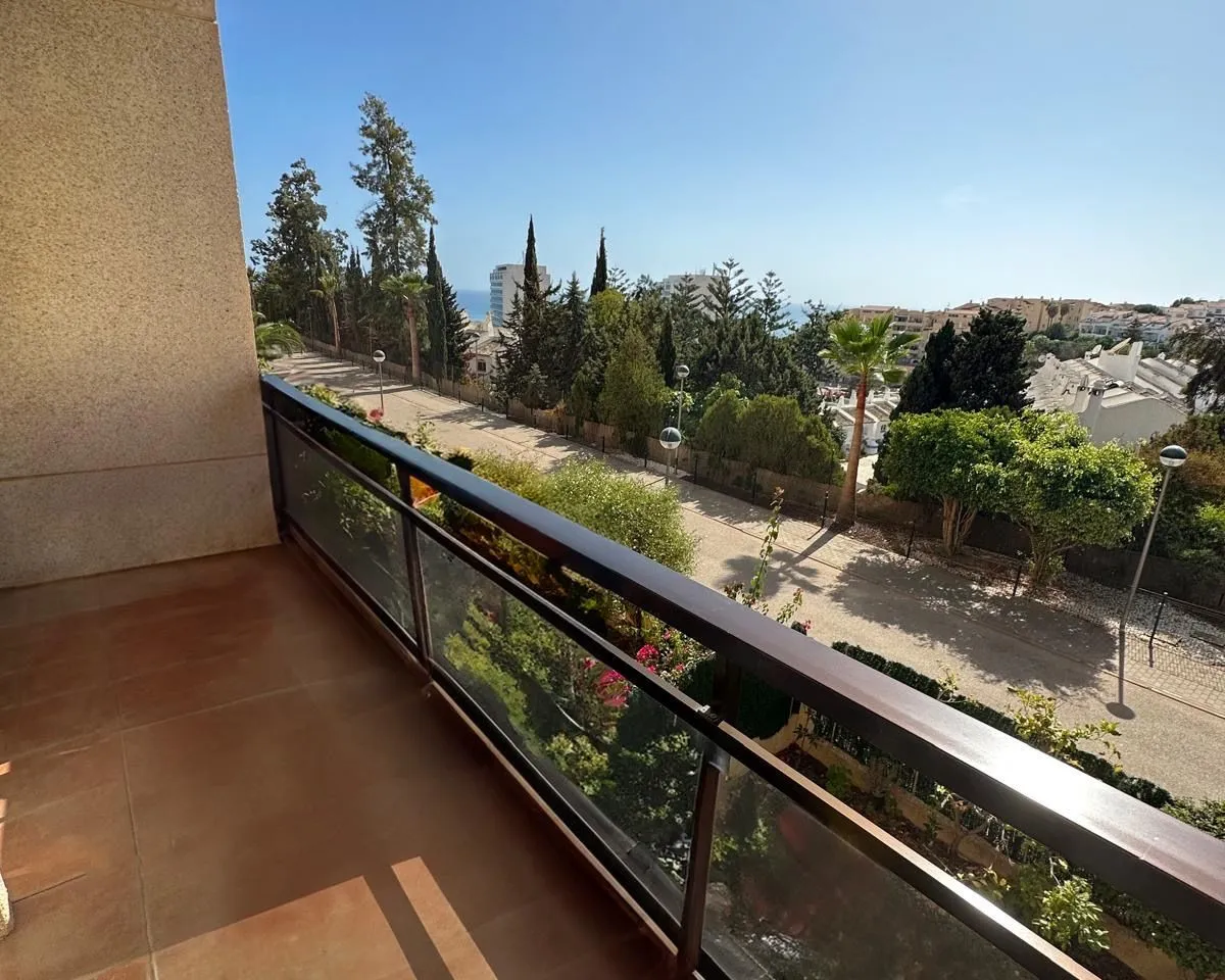 b420bd92-201d-4b00-9d5e-5d5bbb2dc637