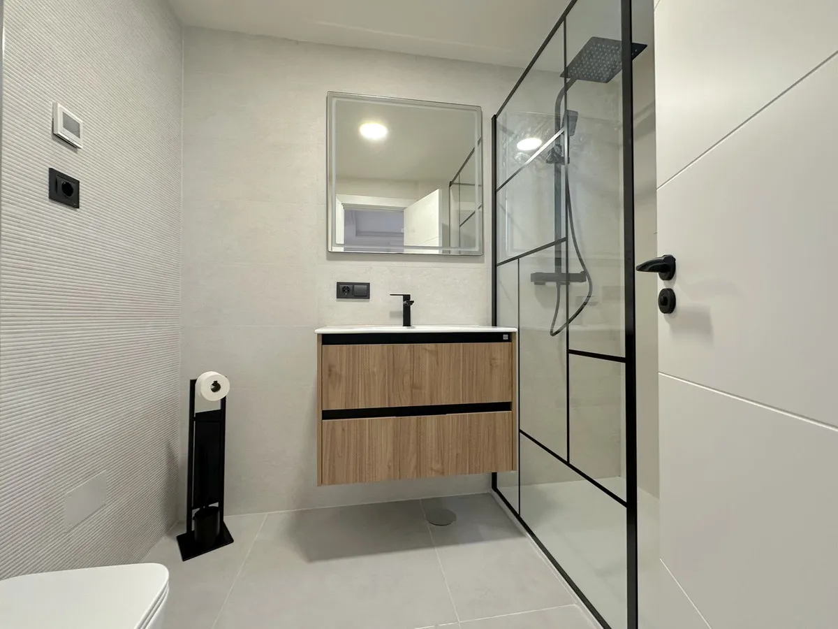 de70402c-1f90-4157-ac12-a9356f90b8d8