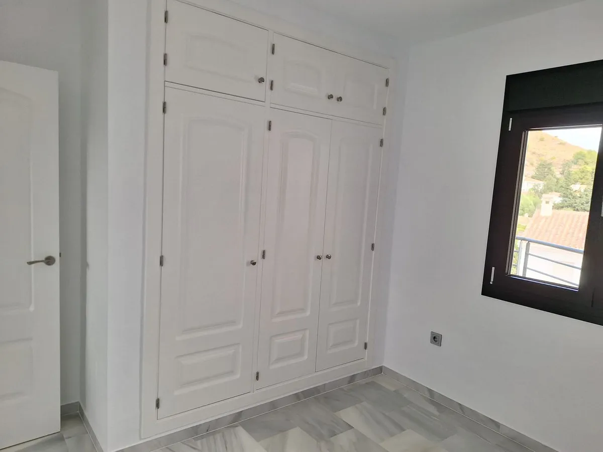 3b366e9e-cb35-4704-85eb-3832dba3d121