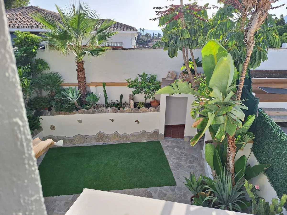 3b3d3cb3-482b-4fd4-87d6-4a0f7e180c42