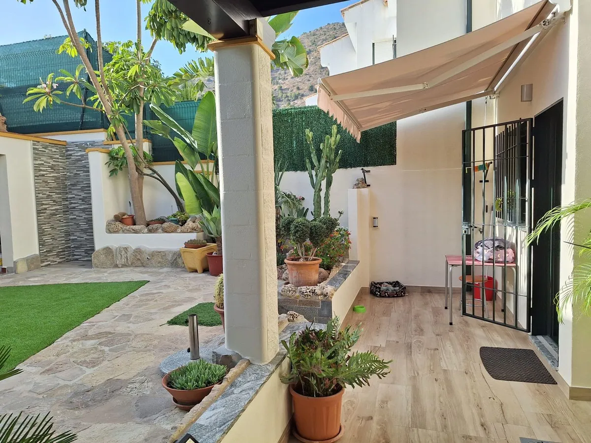 a7819045-38c2-4fa4-a4d6-a65946014f2a