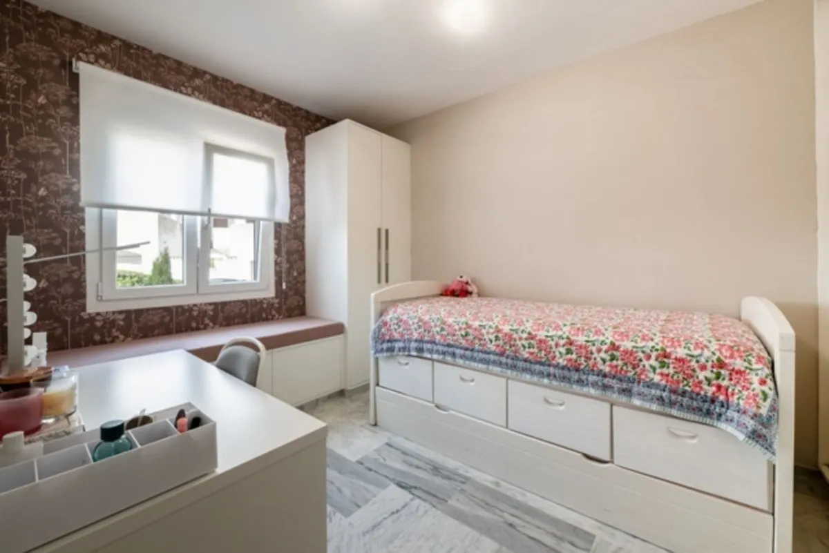 4debbaf4-4a04-40c3-803d-d913b845dd52