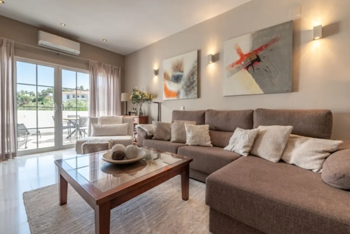 6b027639-c2fb-4c1e-bd9e-fad046a14dd4