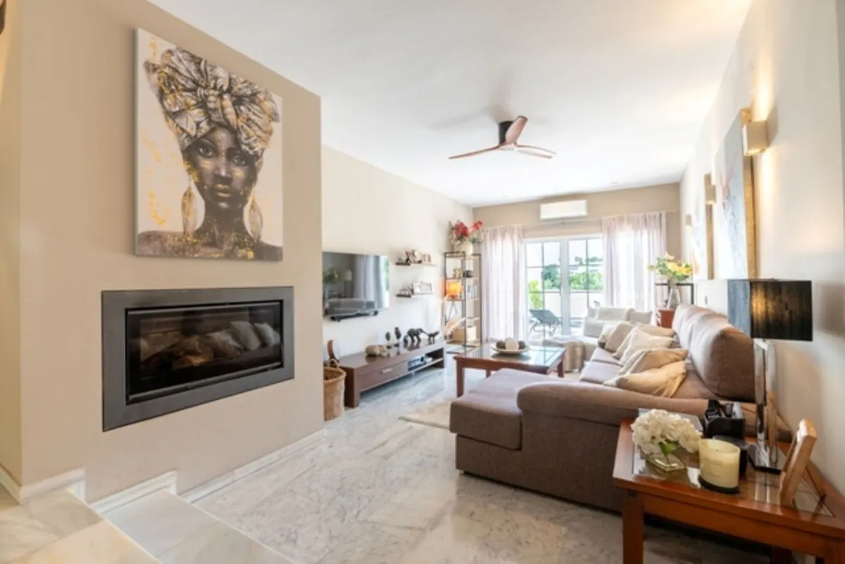 7c1d4426-02f5-4a1c-90b0-f61f24928979