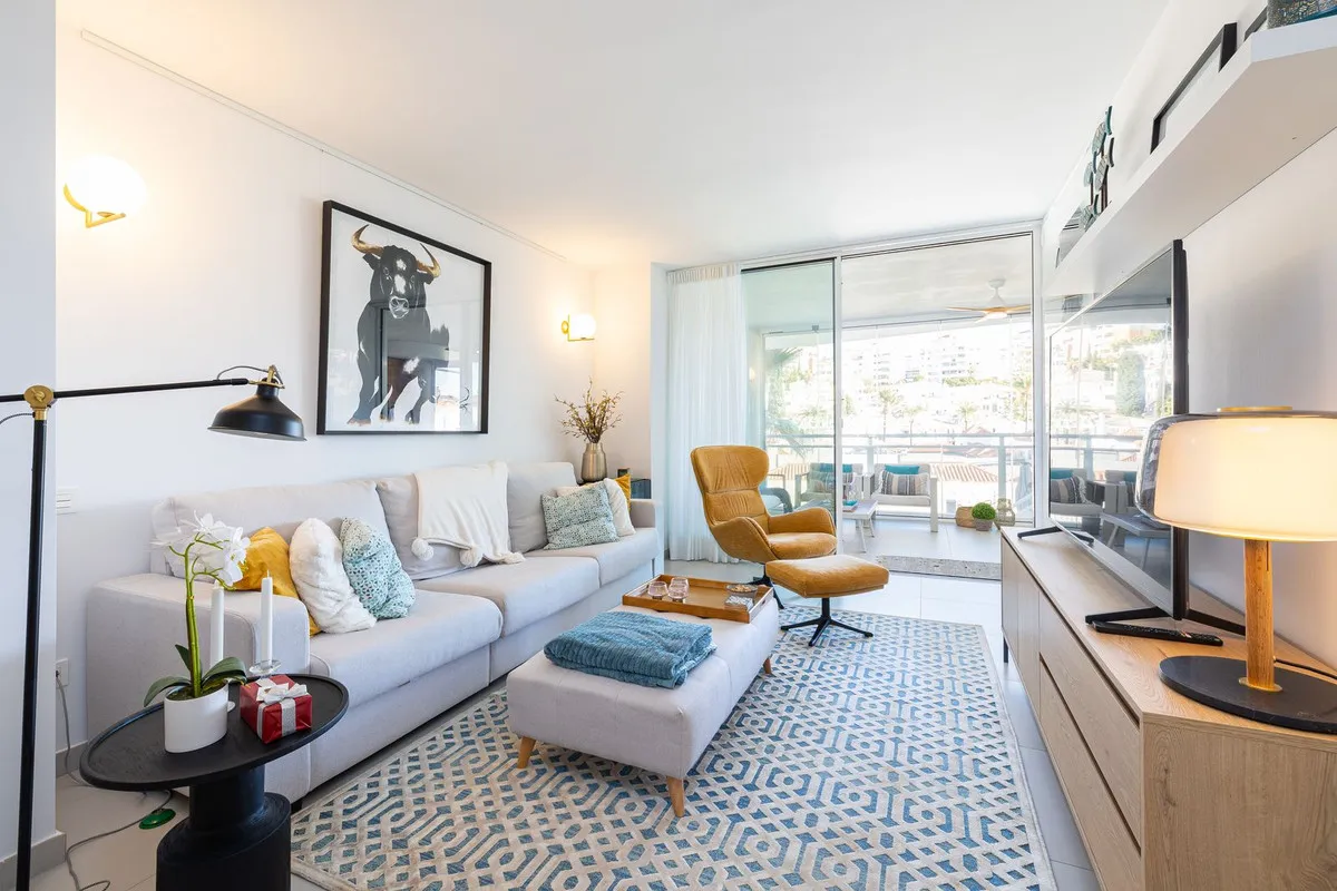 b41b71bd-7224-4dac-9dbd-ca6faa671e15